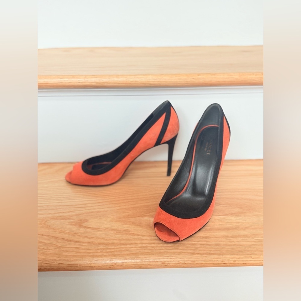 Gucci Orange & Black Suede Peep Toe Heels – Size 39.5 (Made in Italy) - Picture 10 of 11